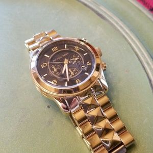 Michael Kors Oversize Goldtone Black Runway Watch